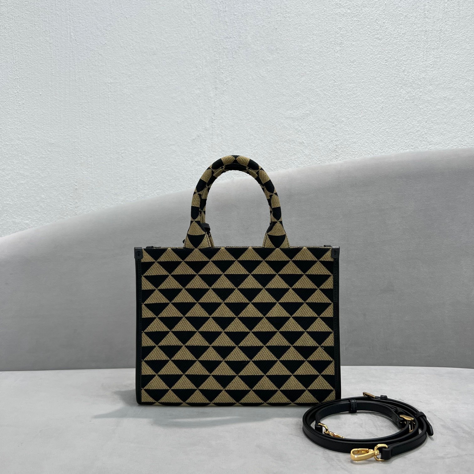 modal image 13