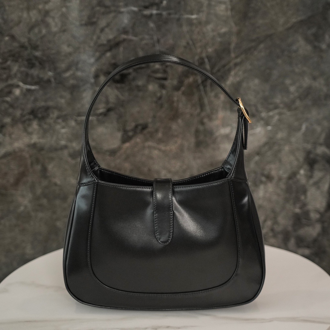 modal image 5