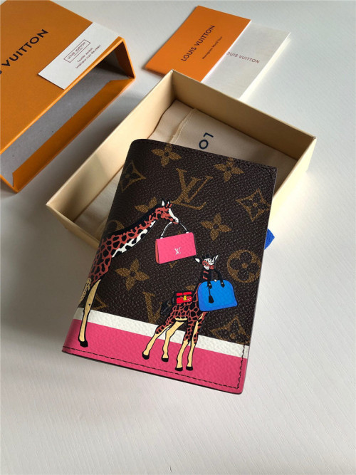 Louis Vuitton 루이비통 여권지갑 M62089
