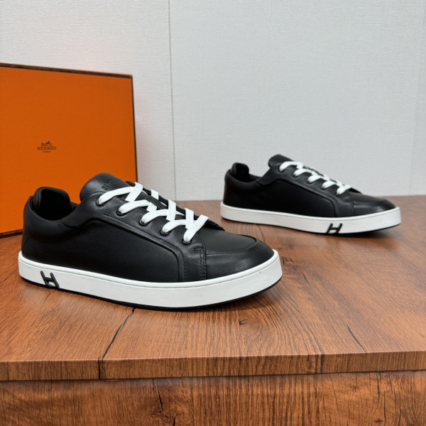 [ Hermes ] 에르메스 Kid 스니커즈