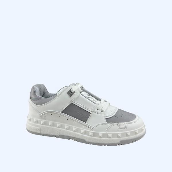 [ Valentino ] 발렌티노 프리도트 로우탑 스니커즈