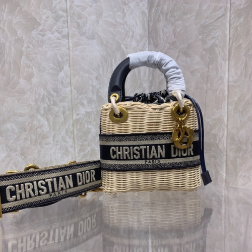 [ Dior ] 디올 Lady 라탄 미니 백