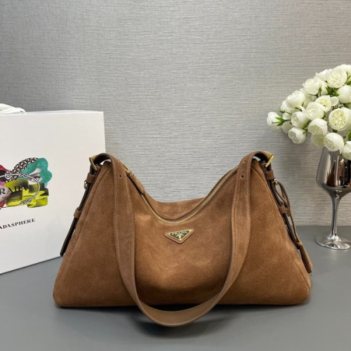 [ Prada ] 프라다 스웨이드 숄더백