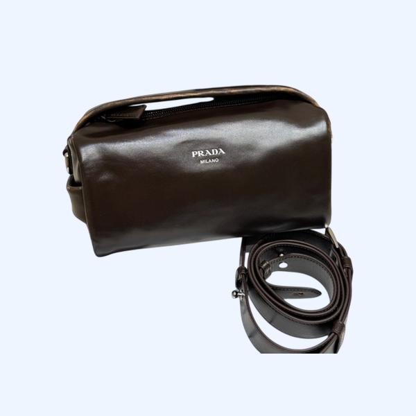 [ Prada ] 프라다 나파 가죽 숄더백