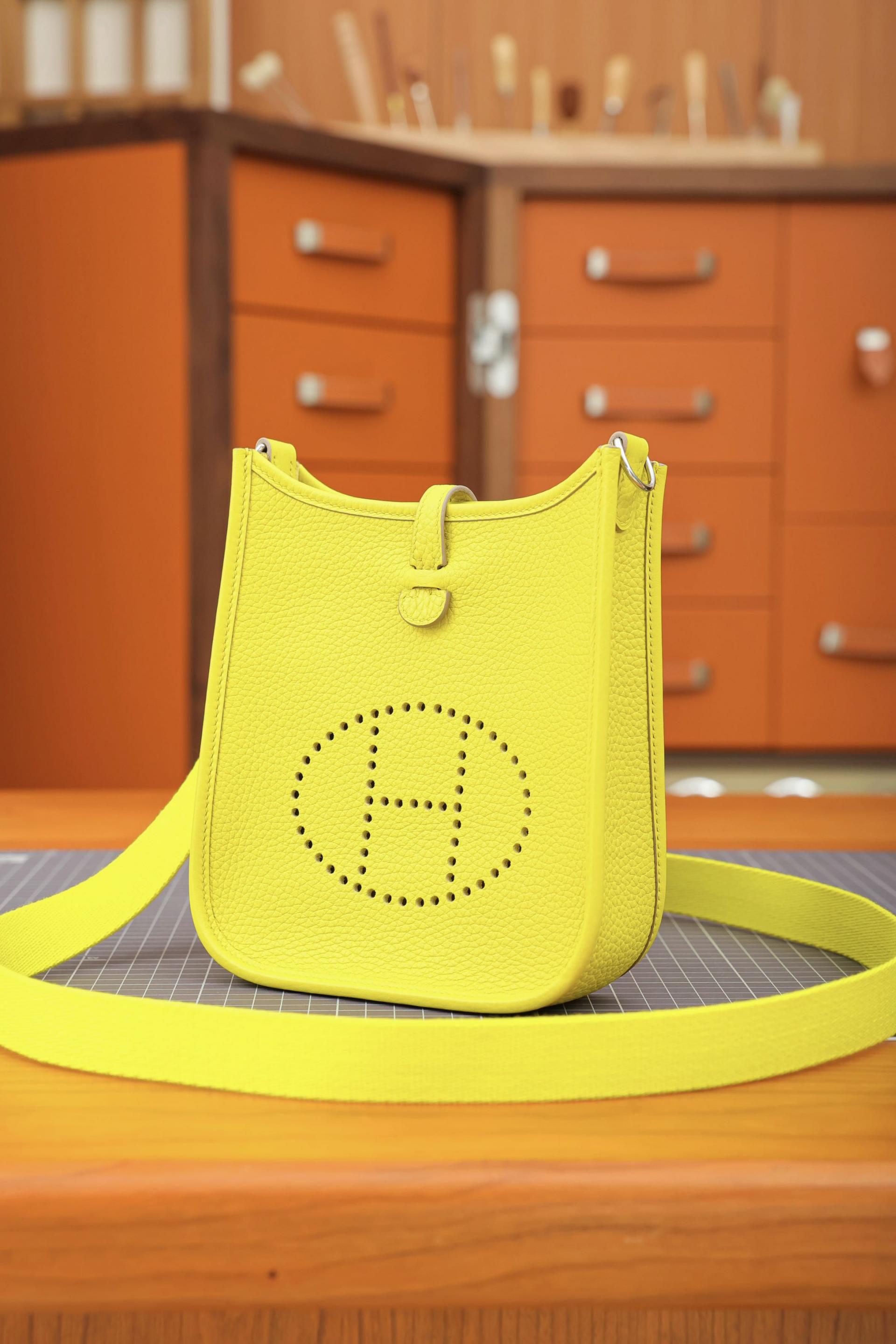 modal image 12