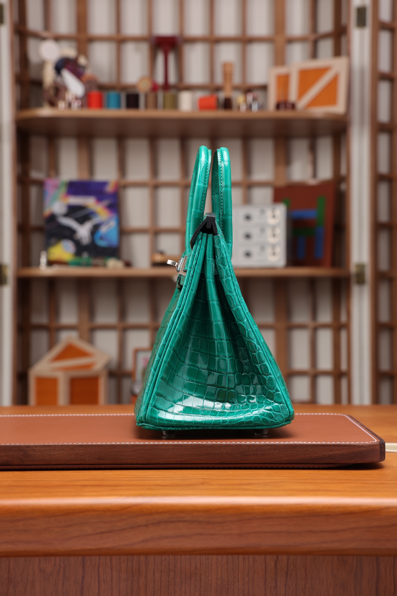 modal image 11