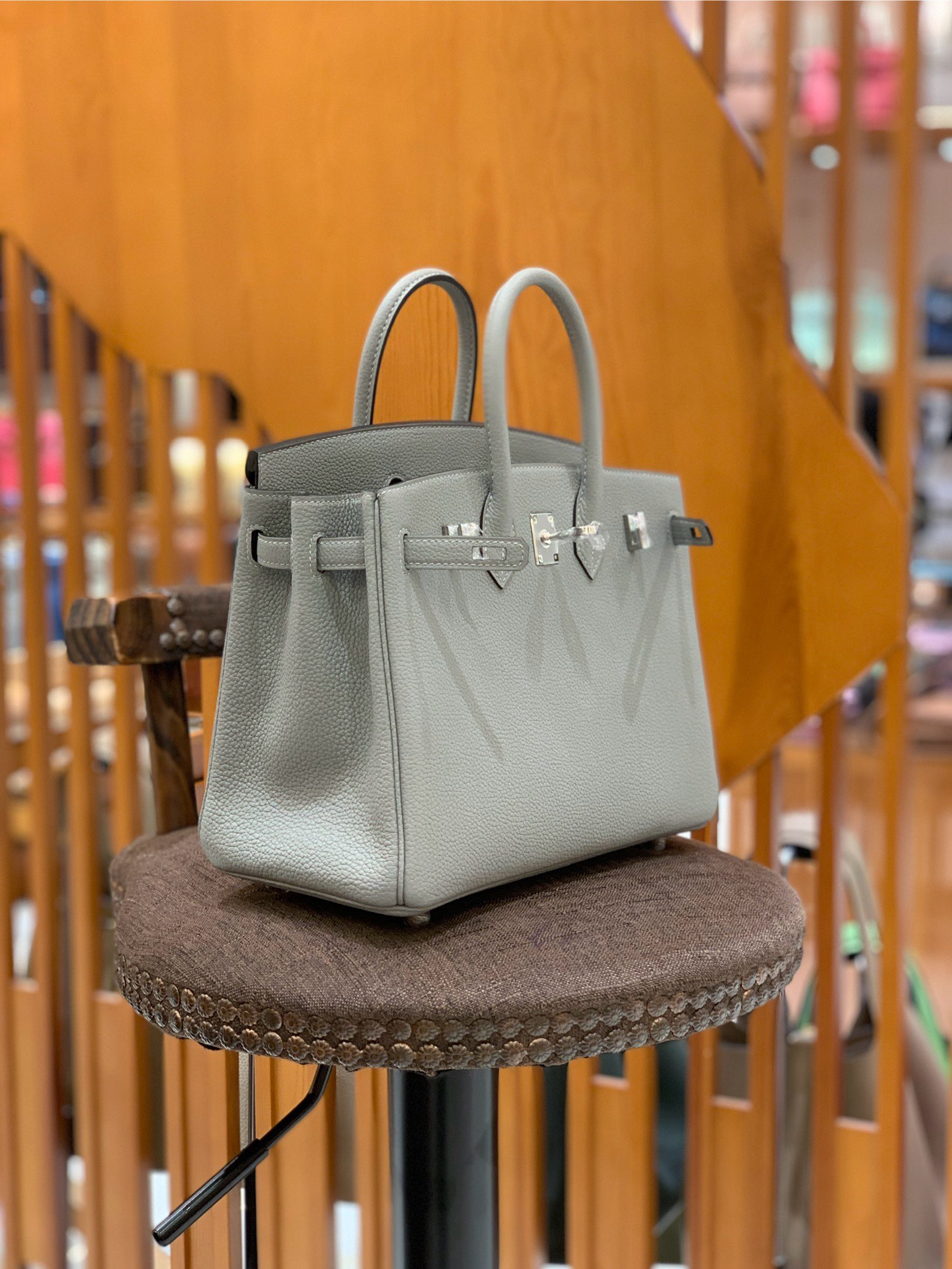 modal image 5