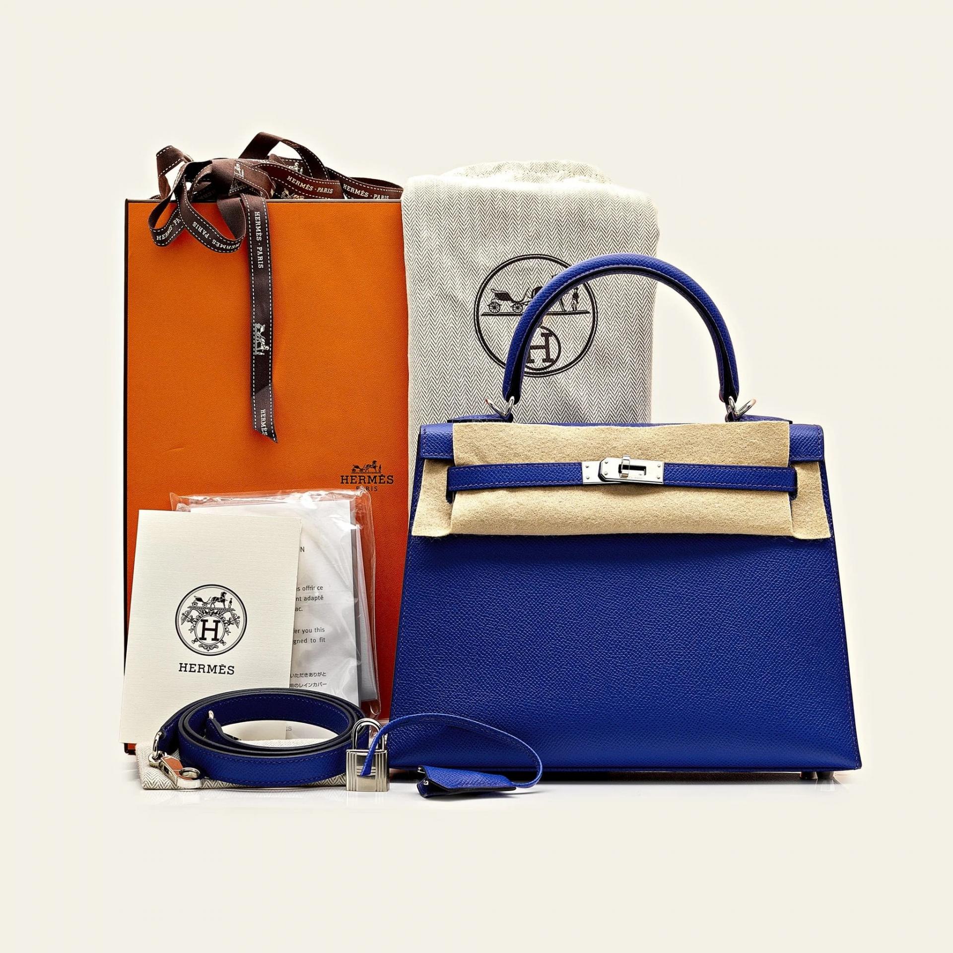 modal image 1