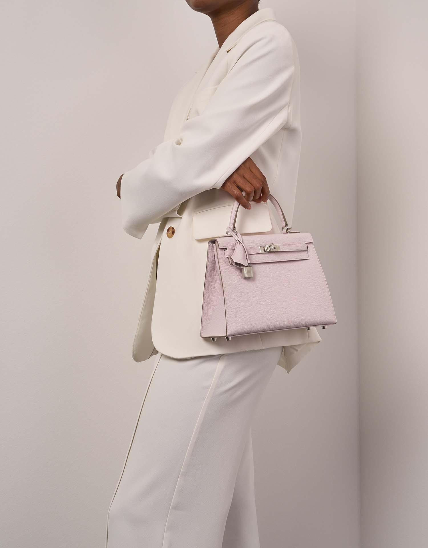 modal image 5
