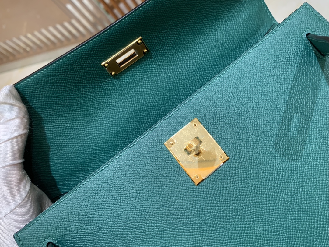 modal image 8