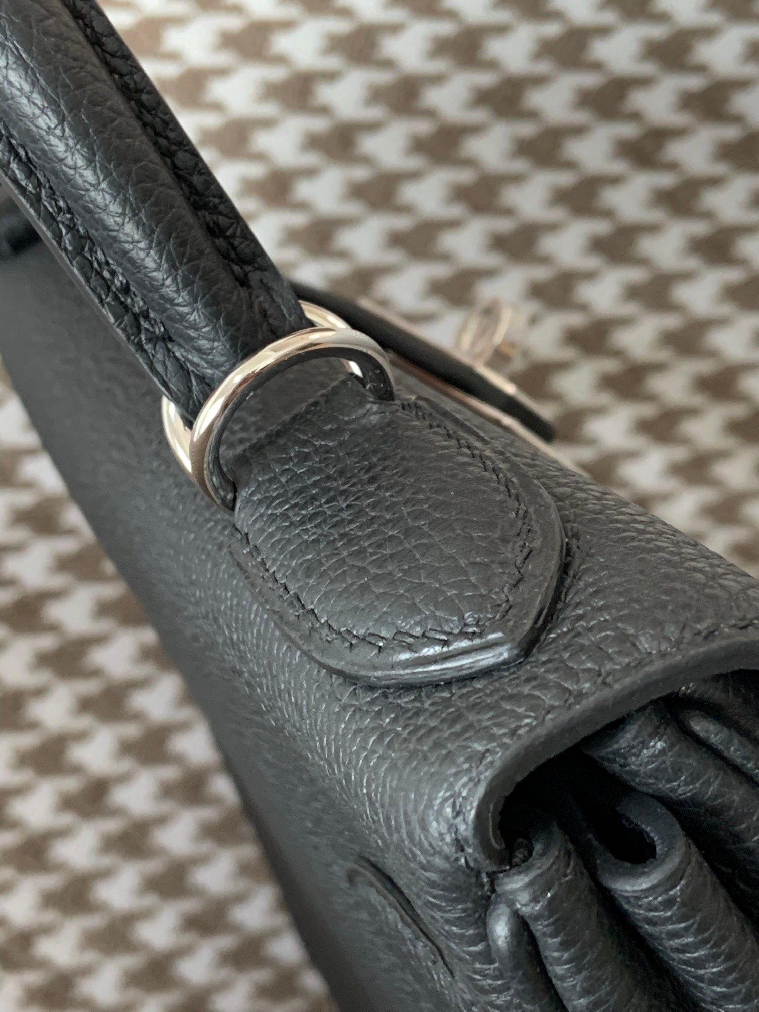 modal image 14