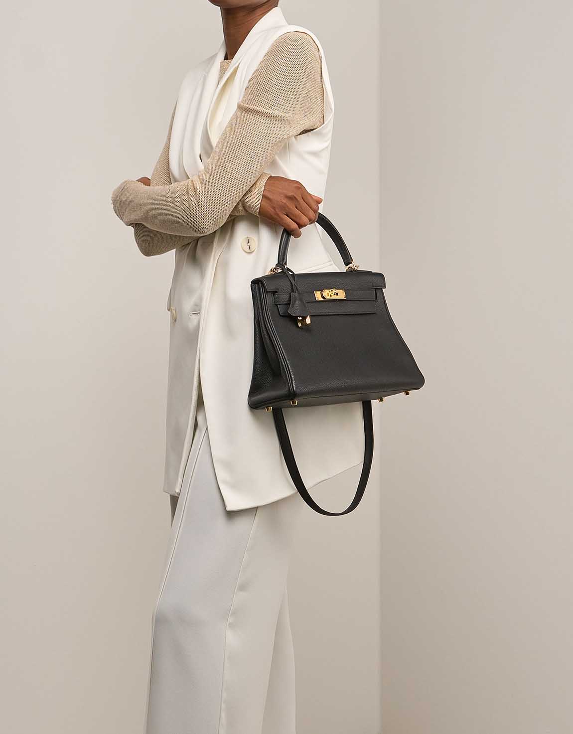 modal image 5