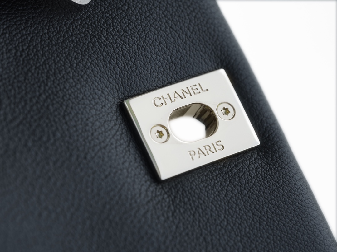 modal image 17