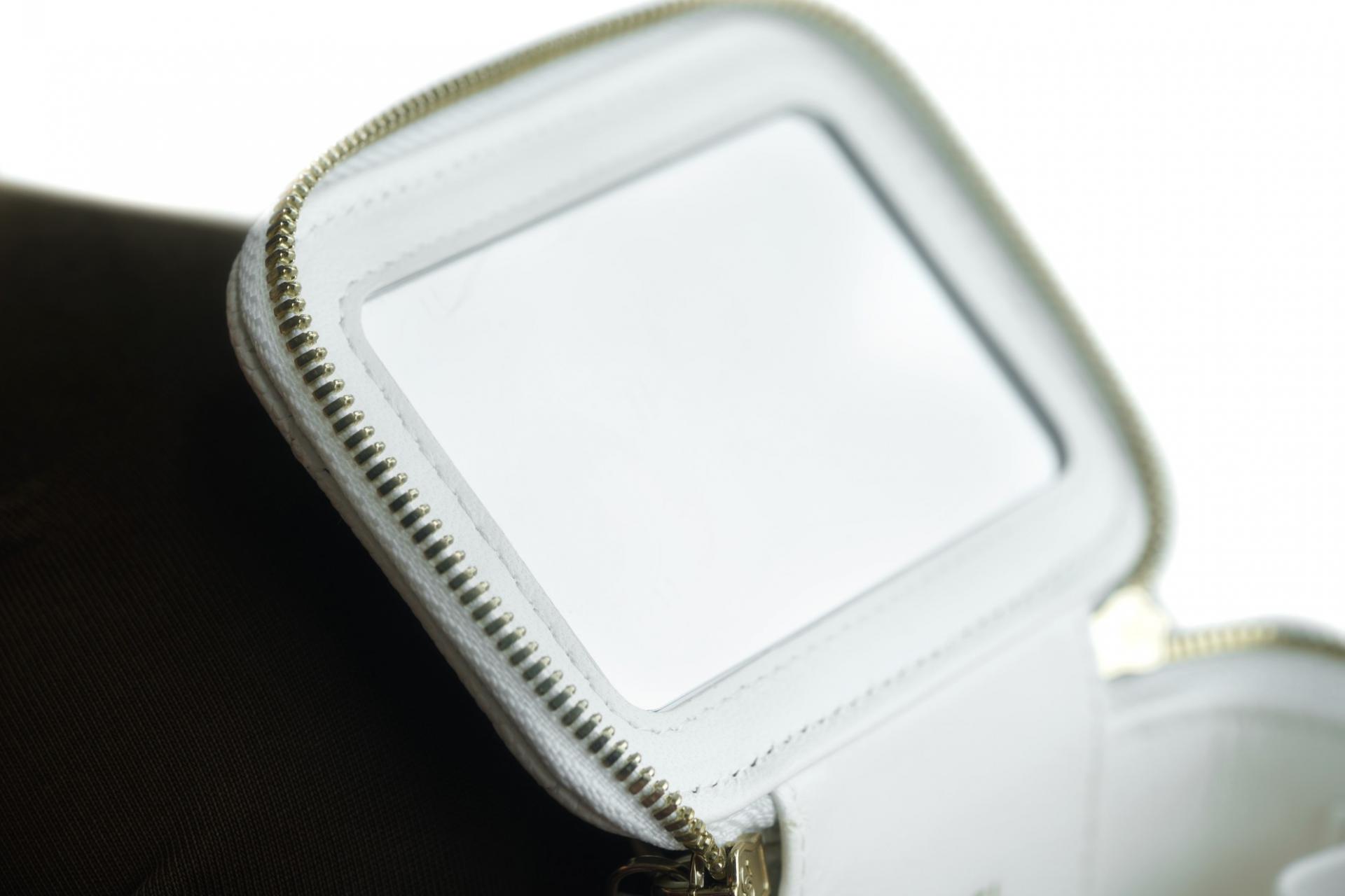 modal image 17