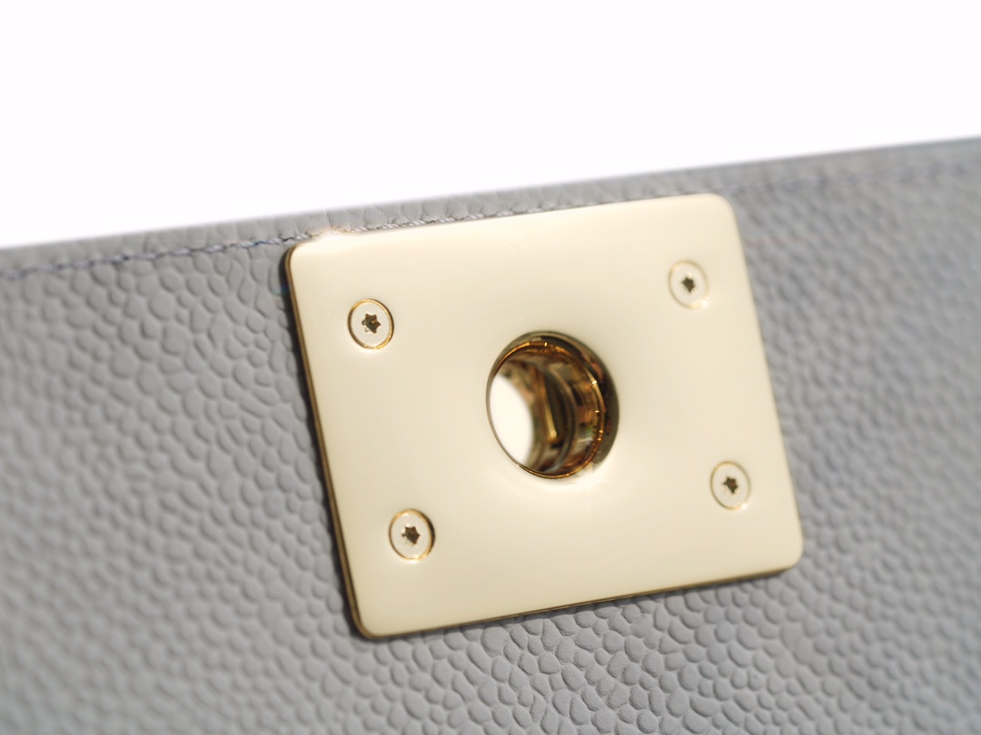 modal image 19