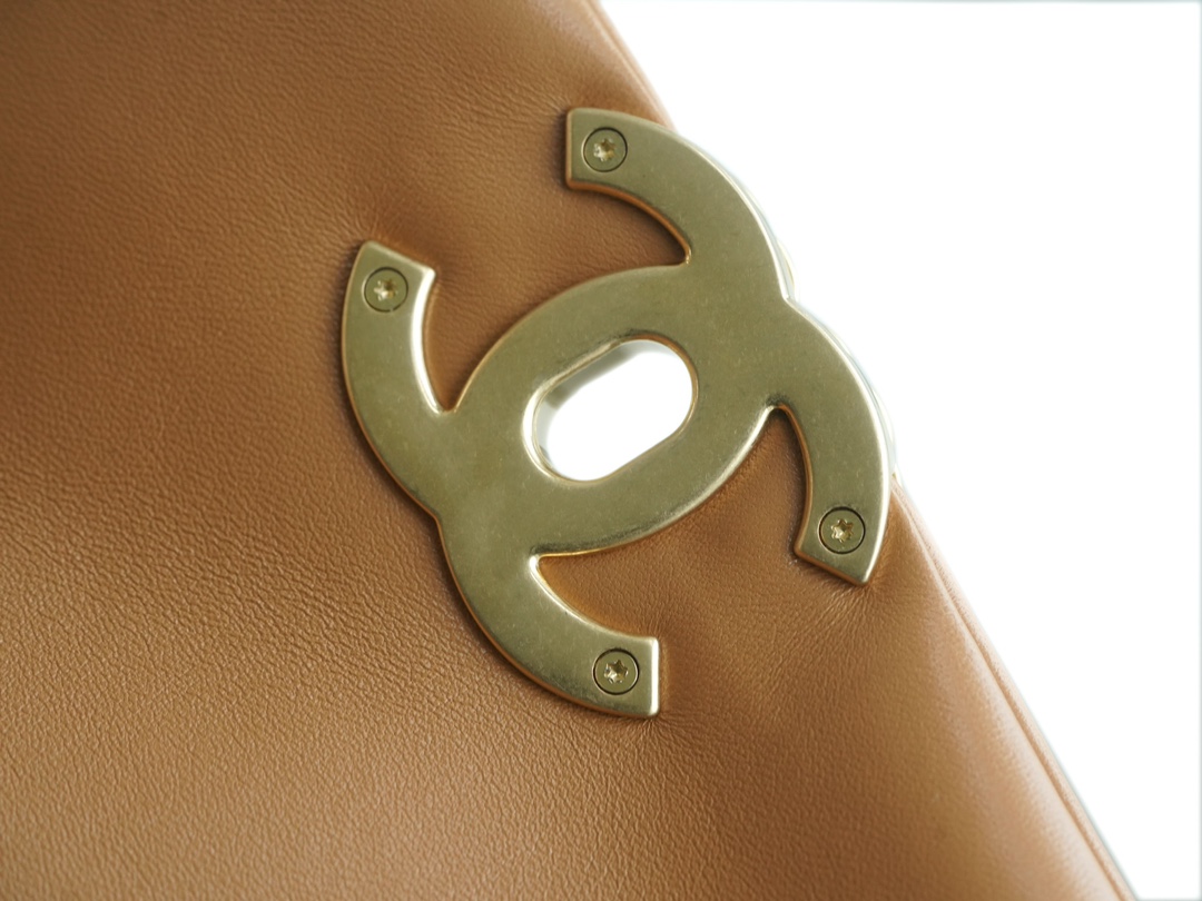 modal image 14