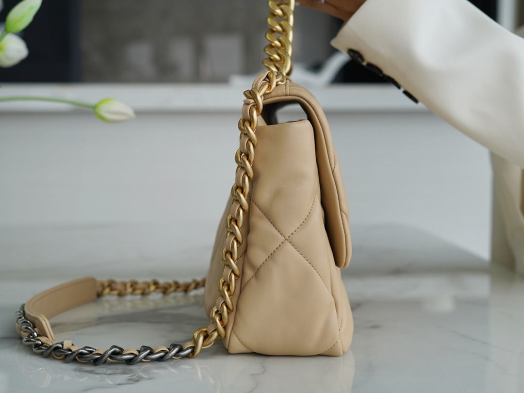 modal image 12