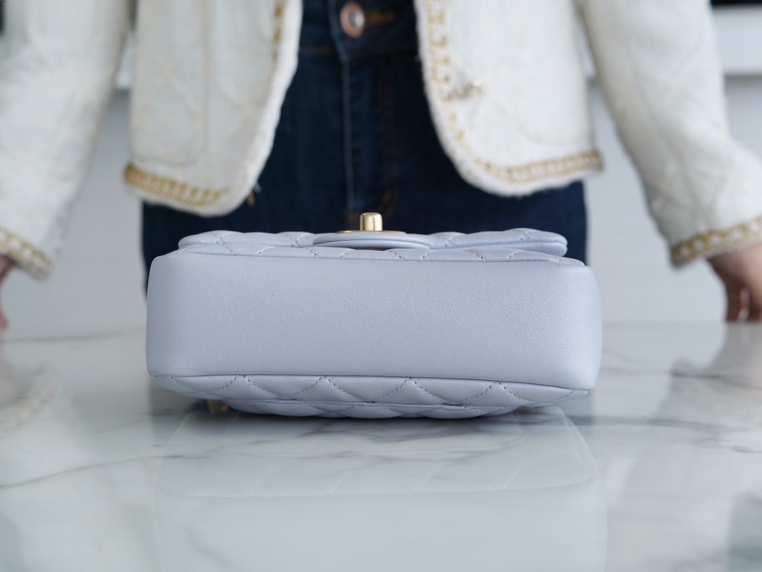 modal image 10