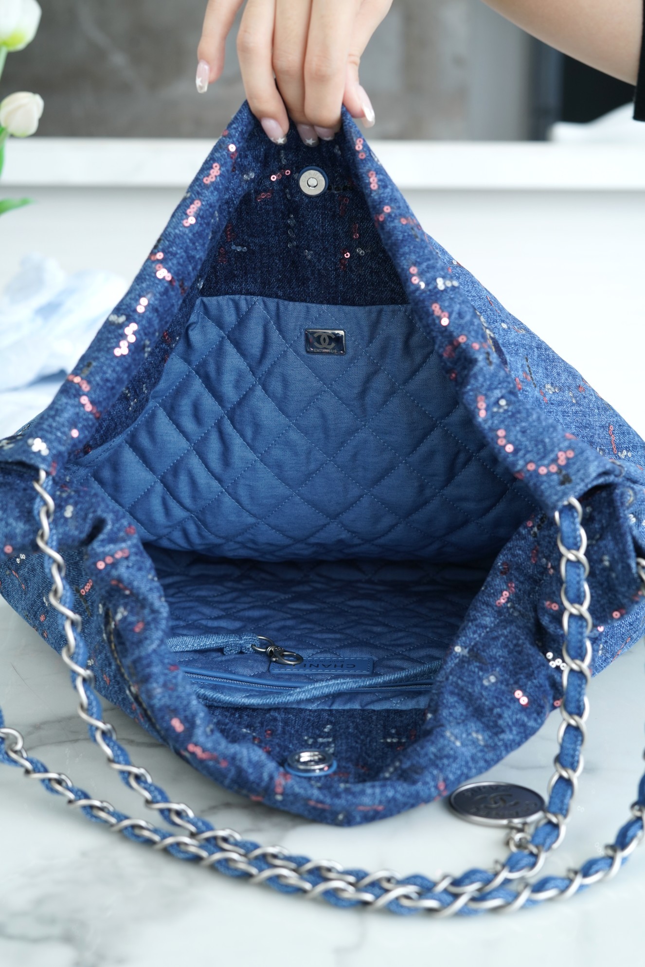 modal image 14