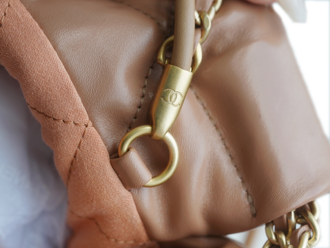 modal image 16
