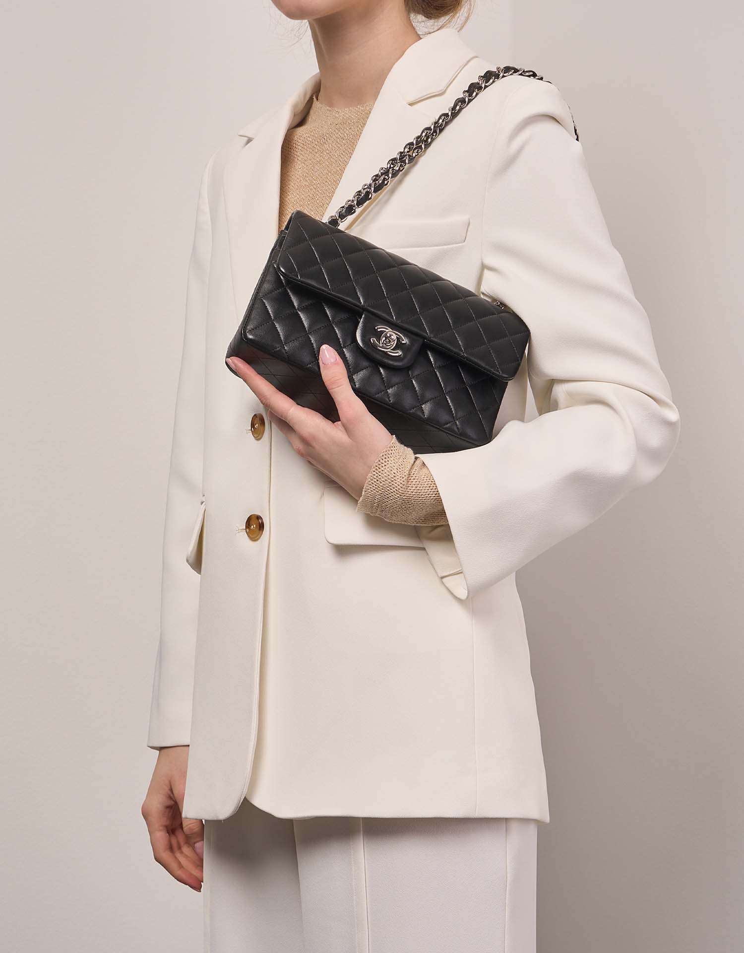 modal image 6