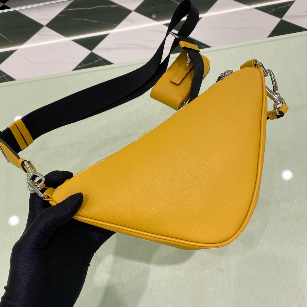 modal image 5