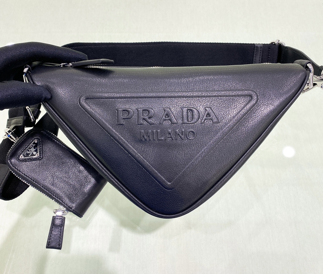 modal image 4