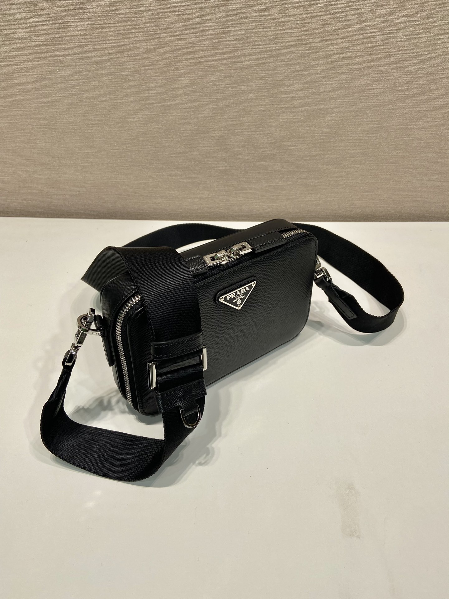 modal image 10
