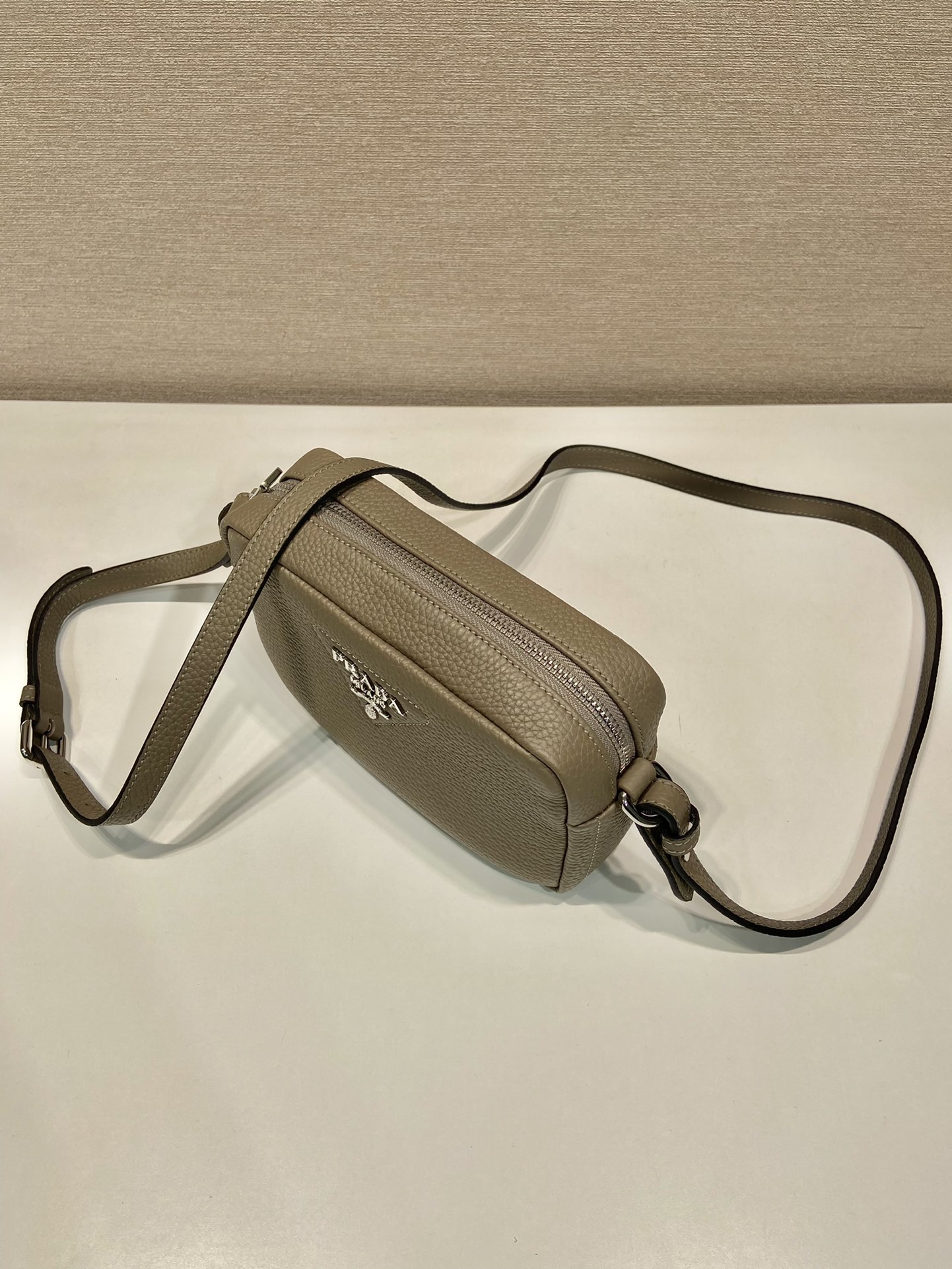 modal image 11