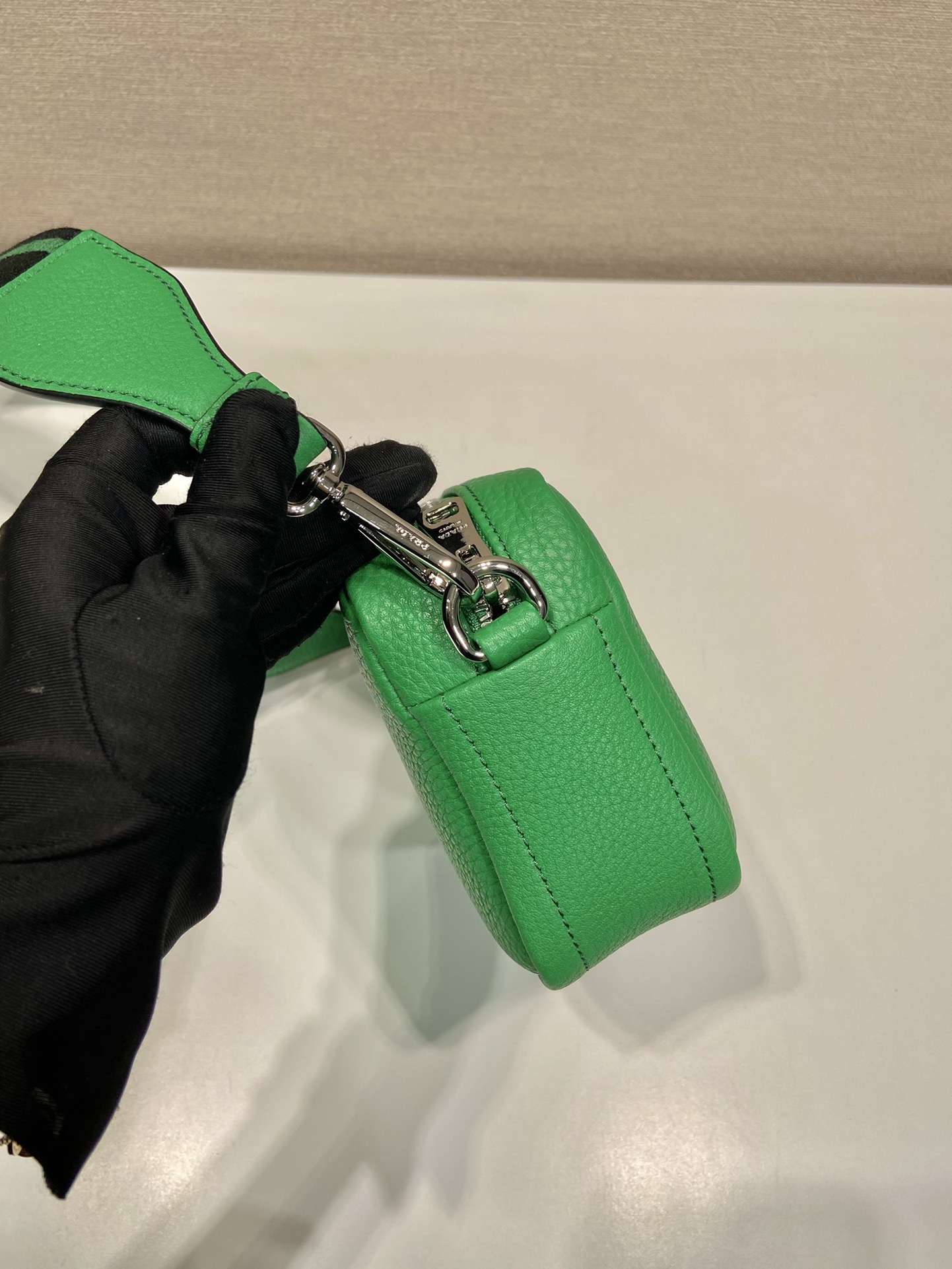 modal image 12