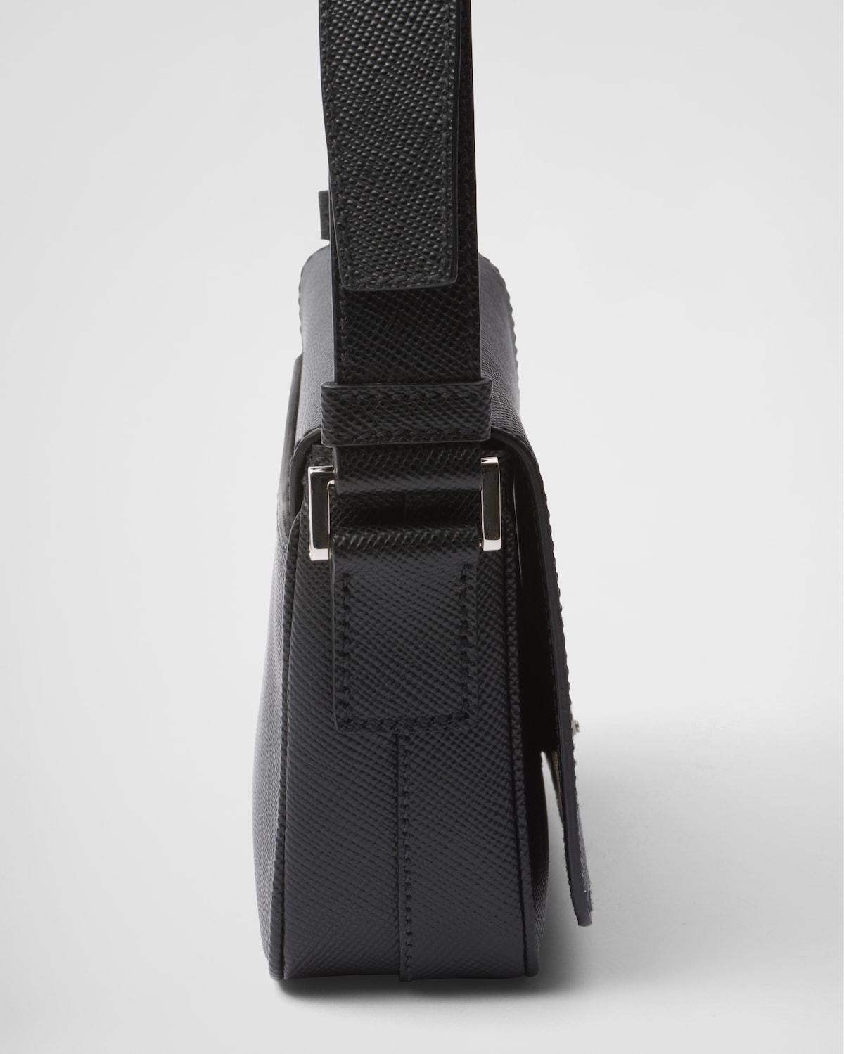 modal image 5