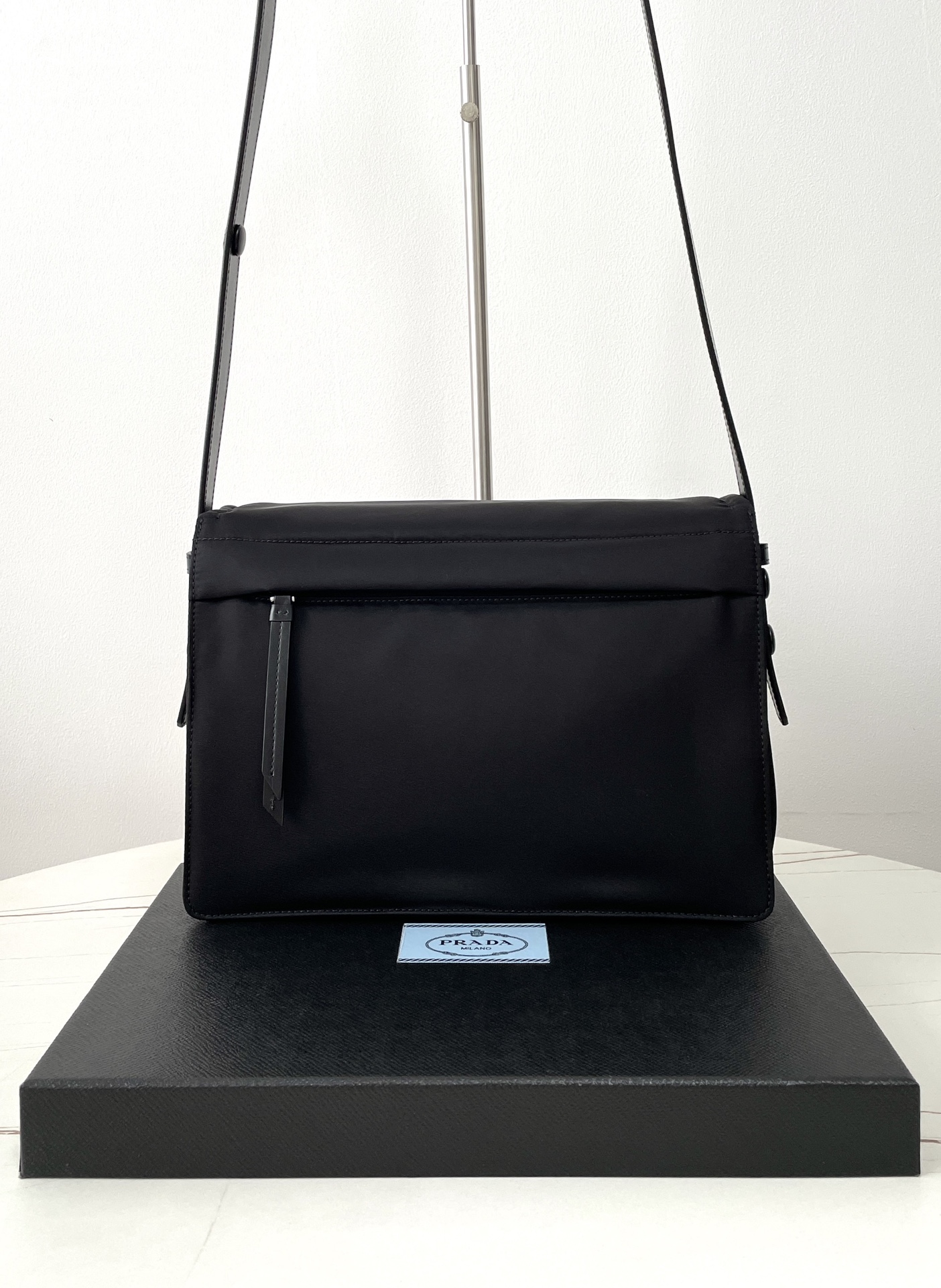 modal image 11