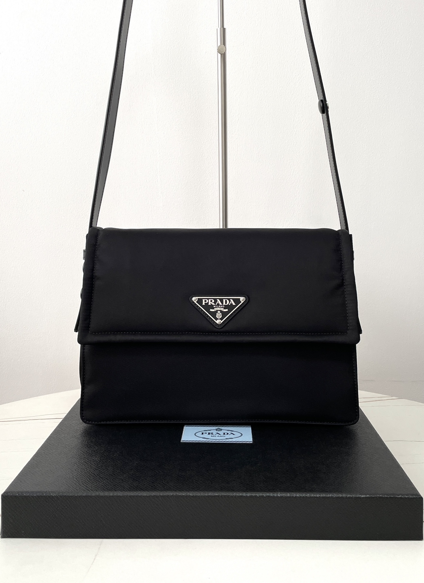 modal image 10