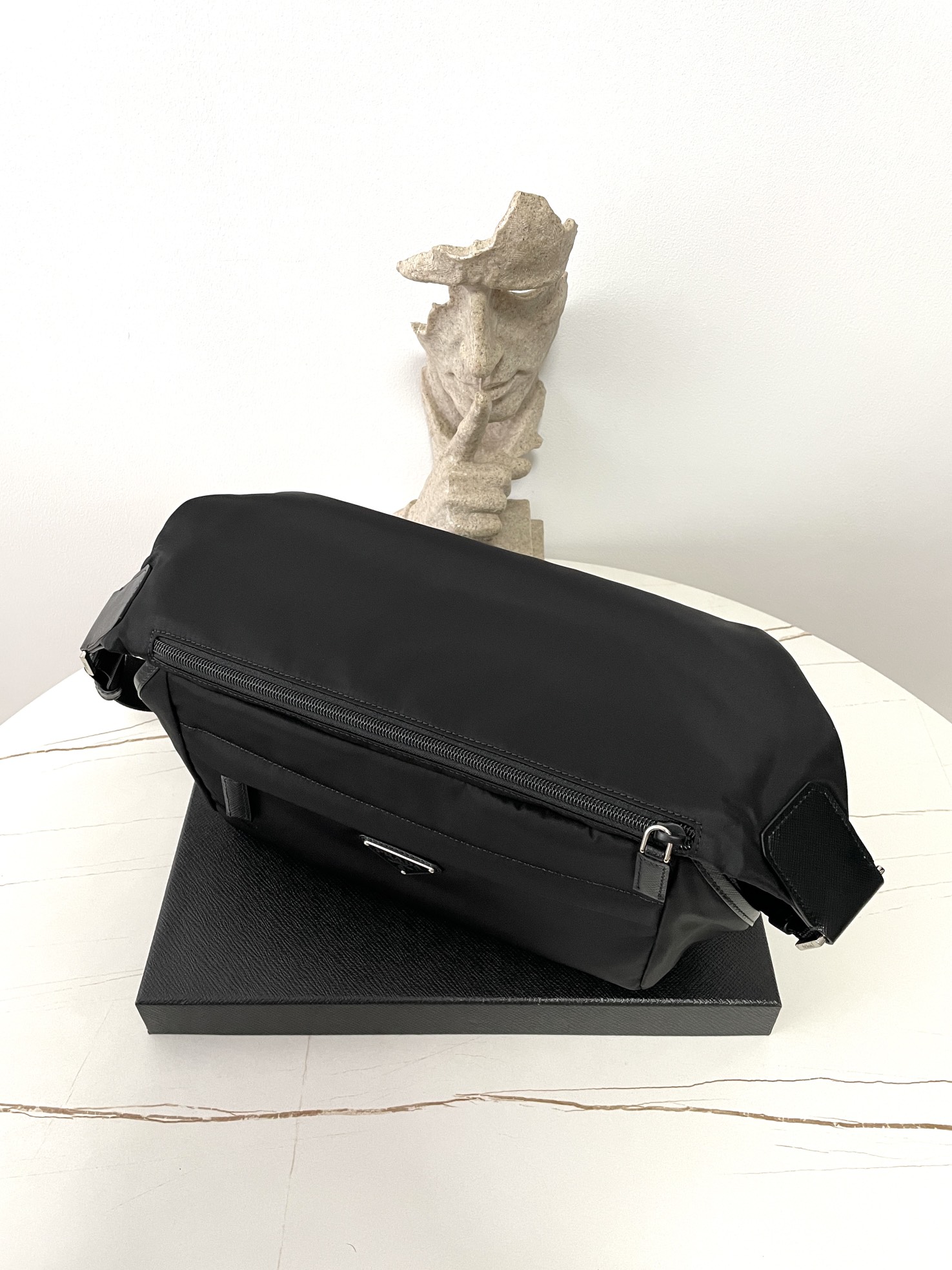 modal image 14