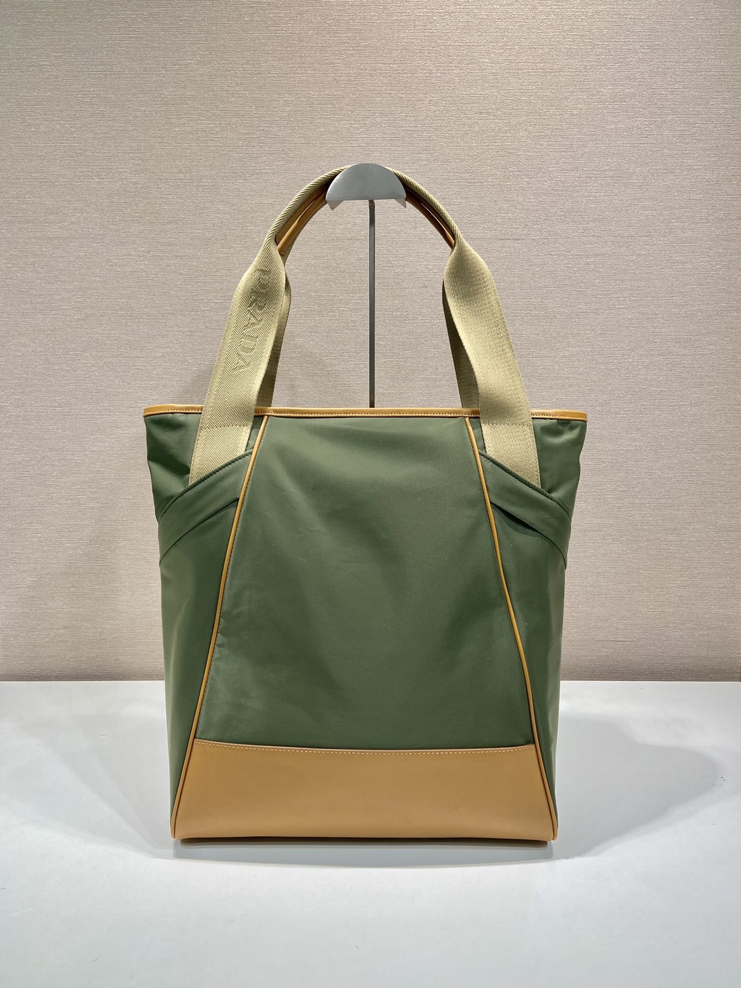 modal image 10