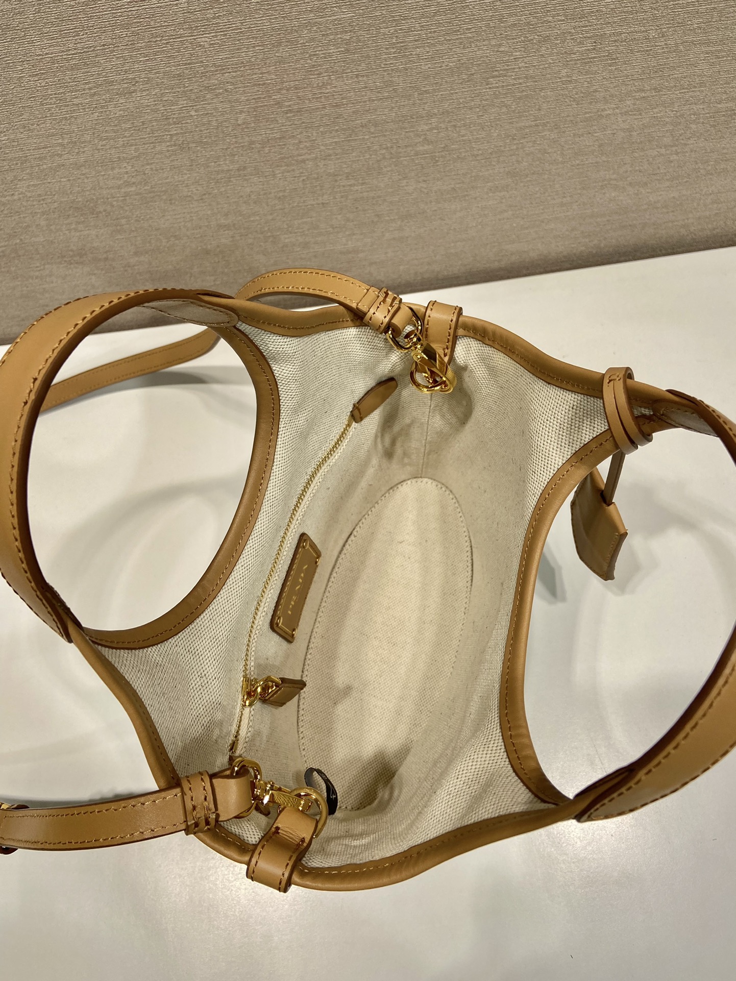 modal image 14