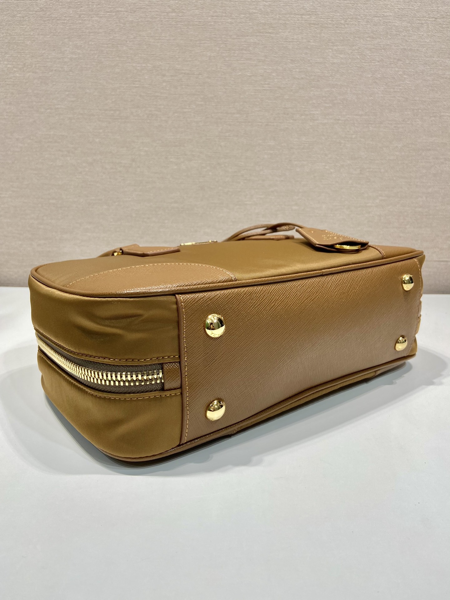 modal image 14
