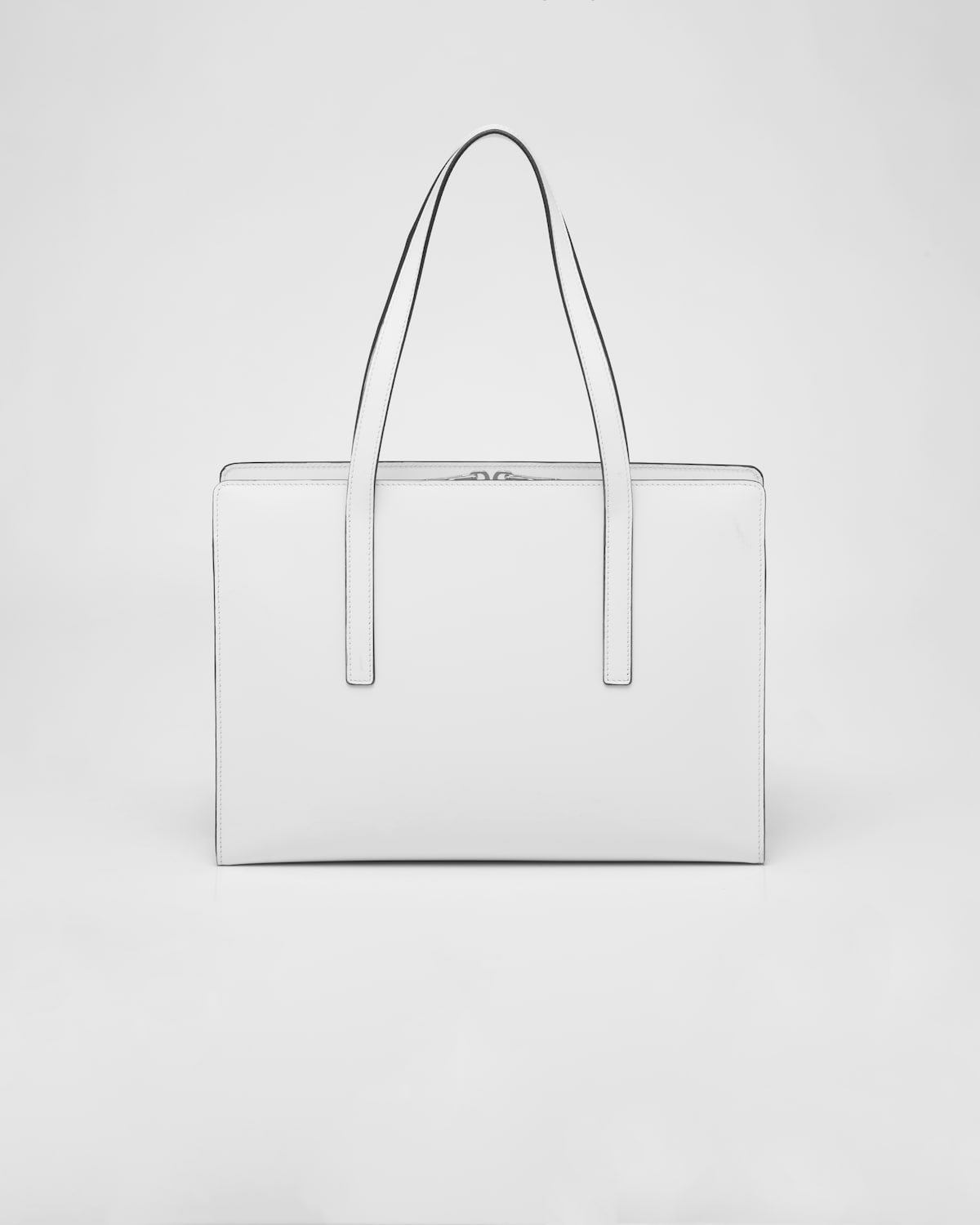 modal image 3