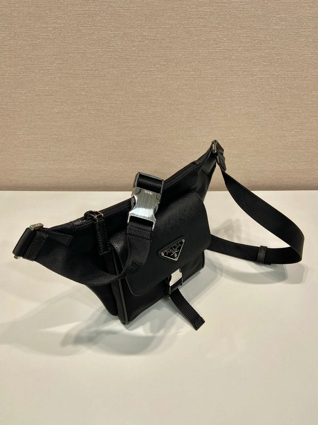 modal image 10