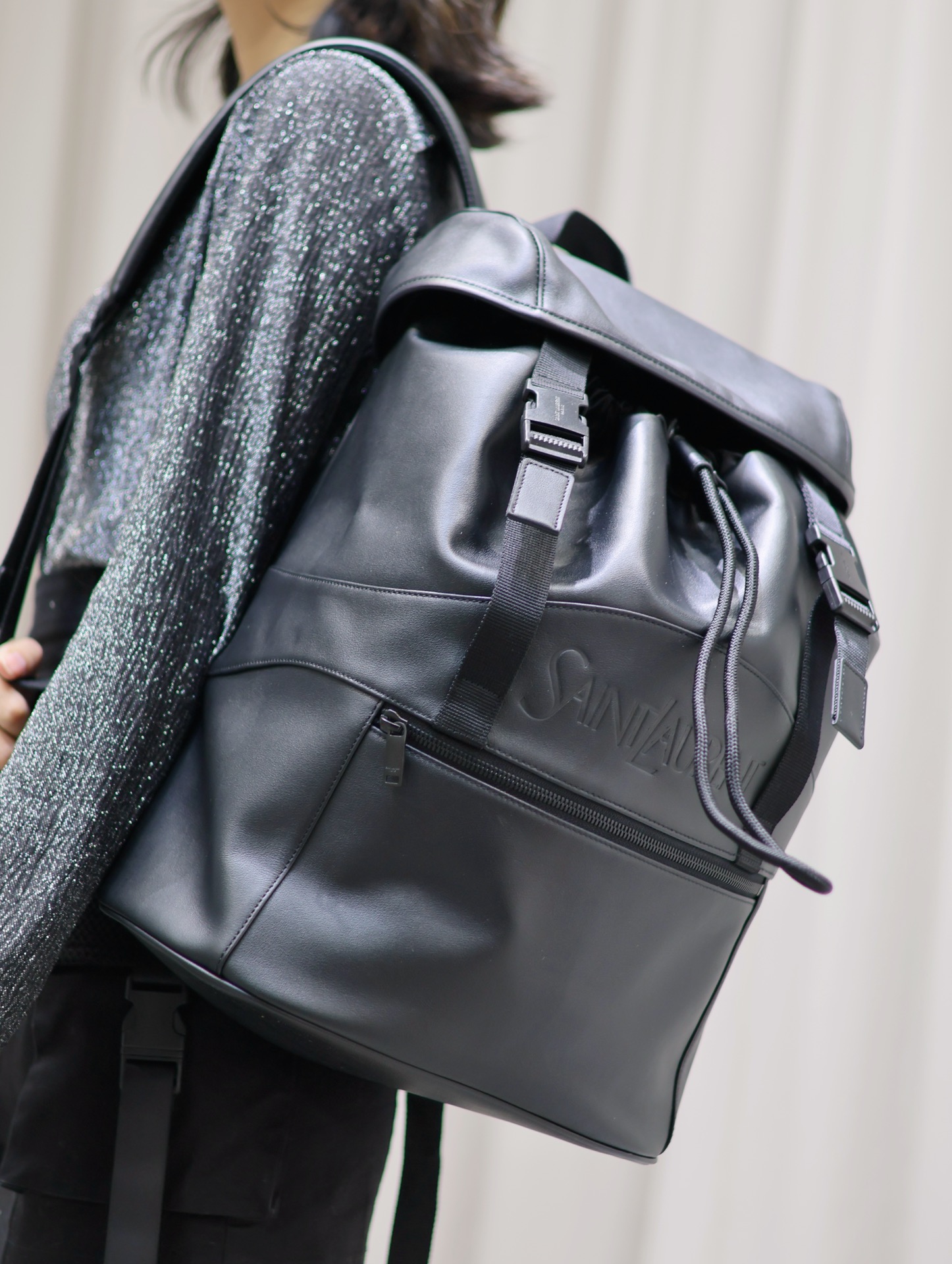 modal image 12