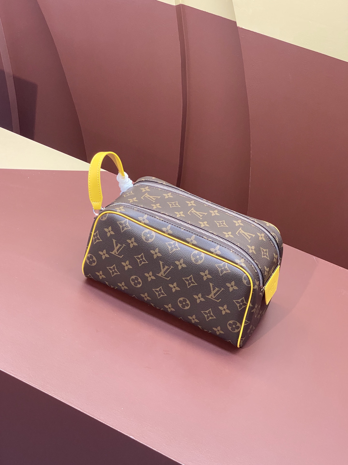 modal image 7
