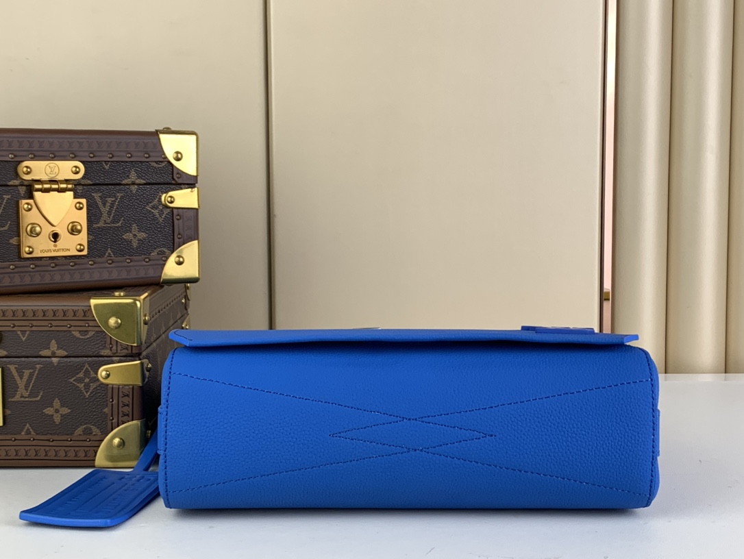 modal image 5