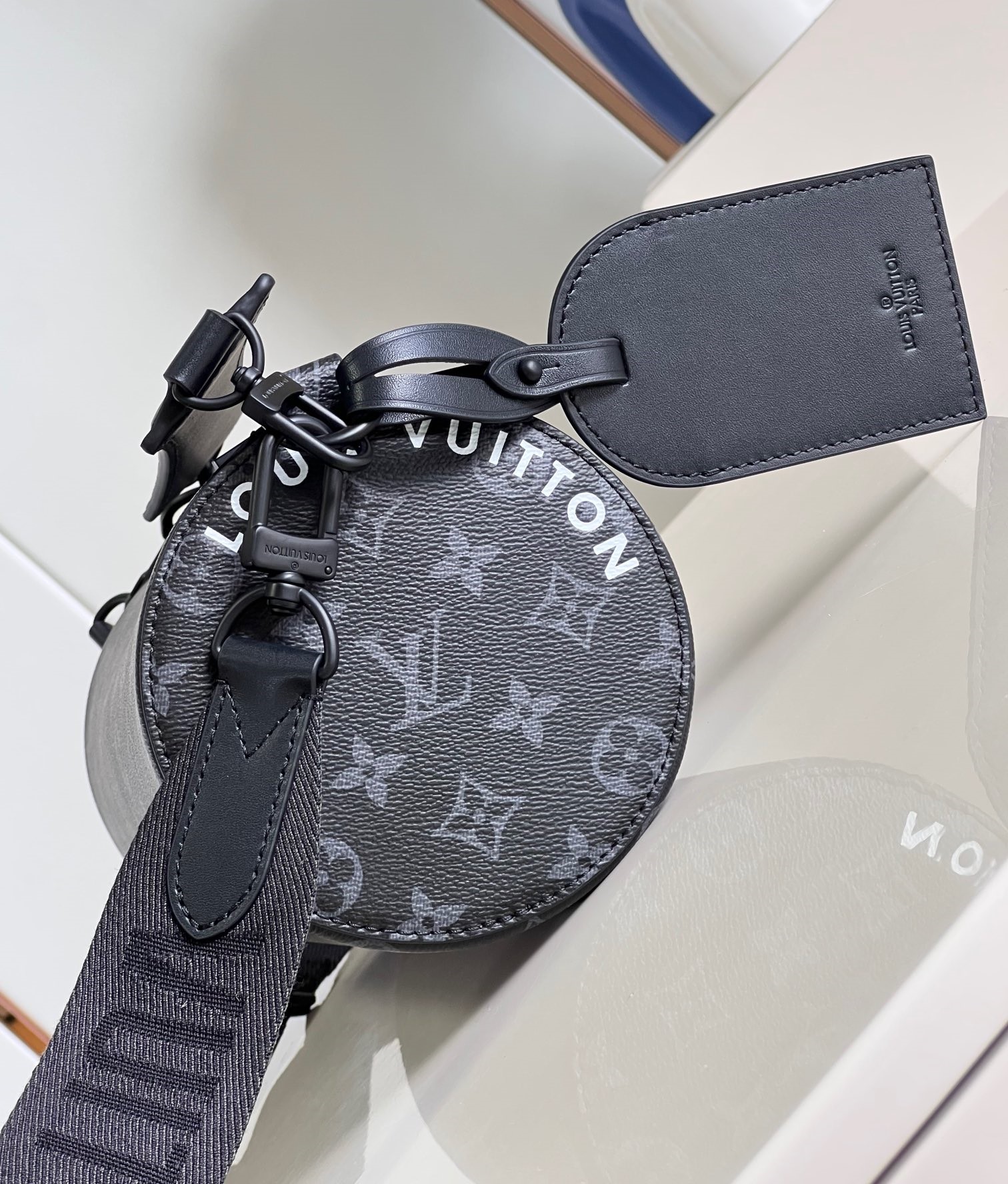 modal image 9