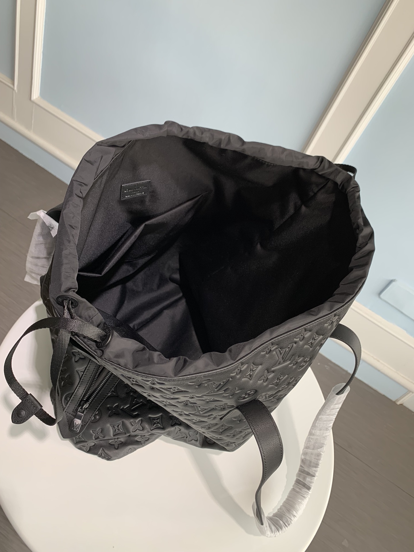 modal image 5