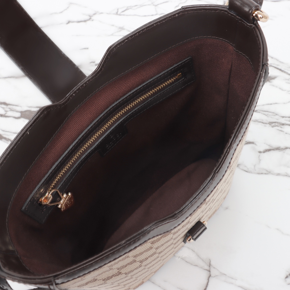 modal image 17