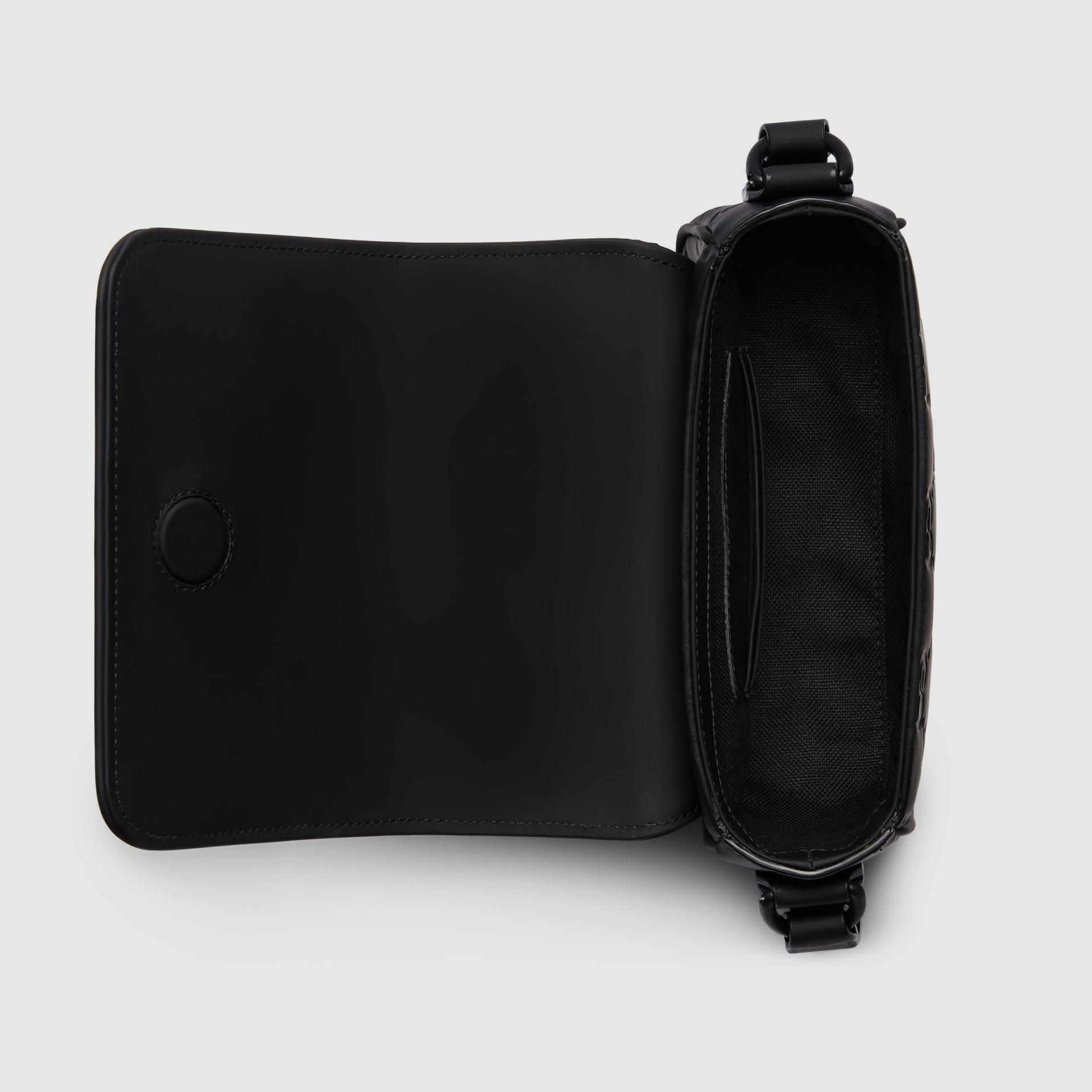 modal image 5