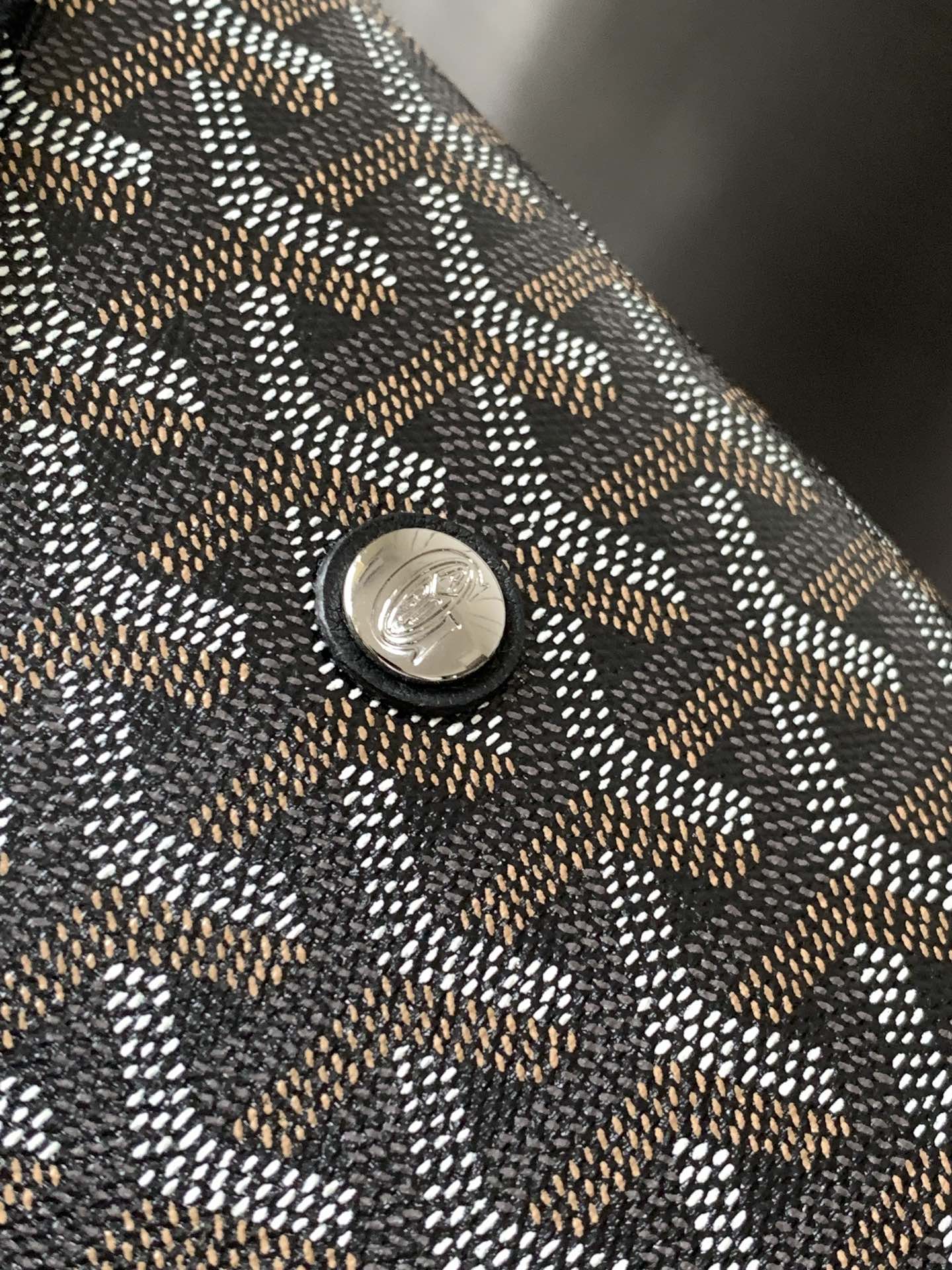 modal image 13