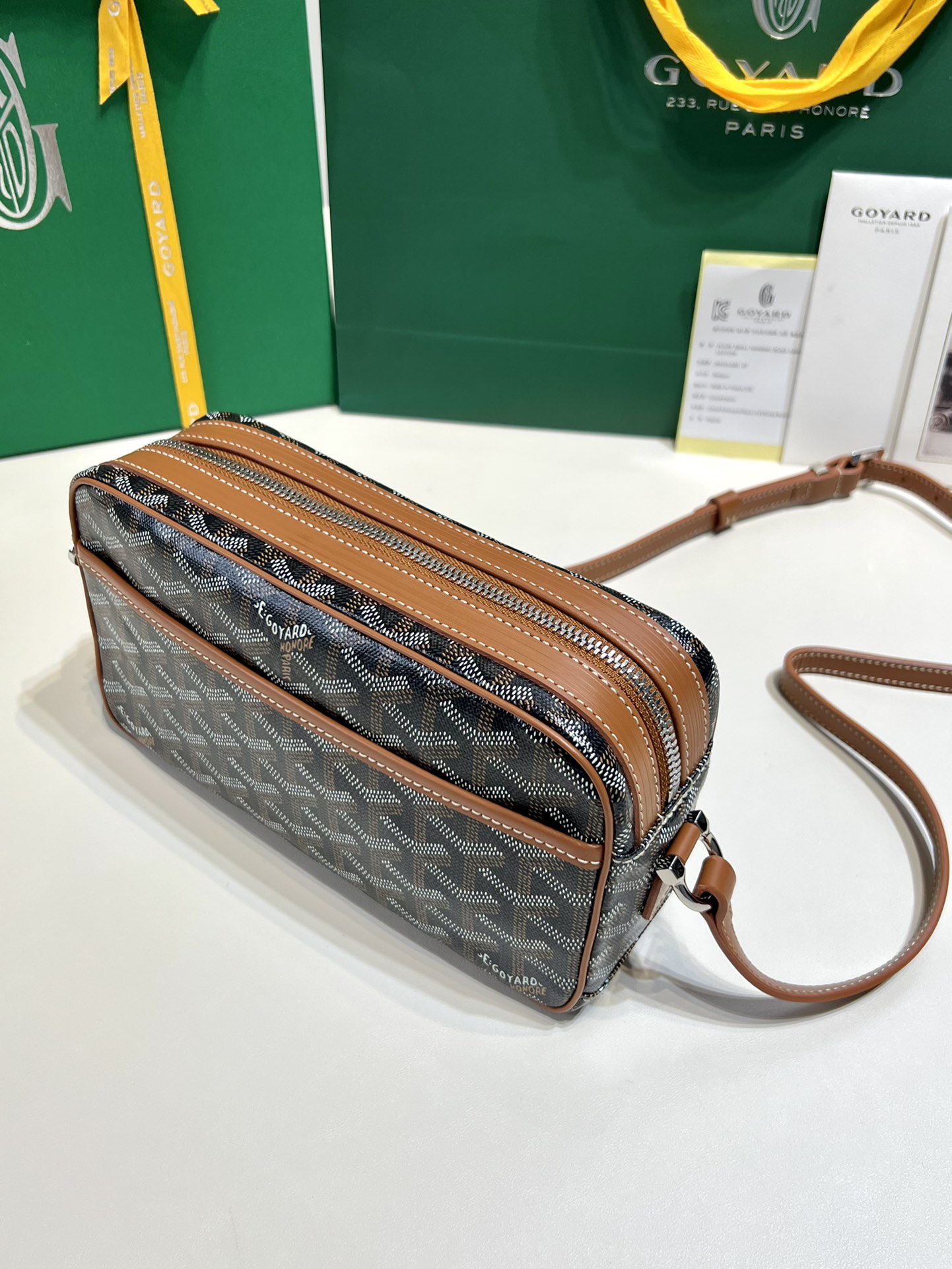 modal image 5