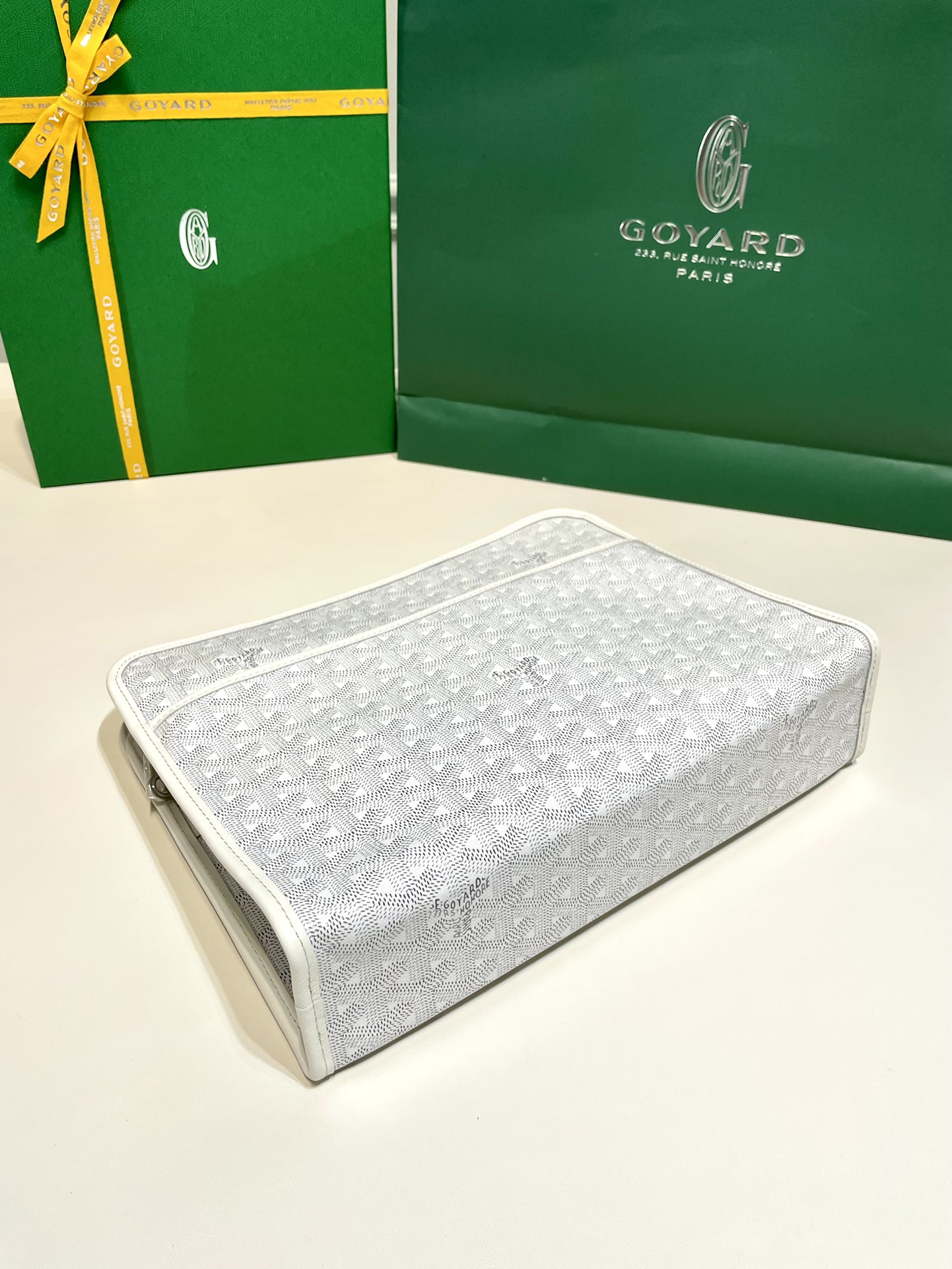 modal image 5