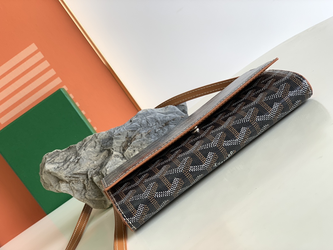modal image 4